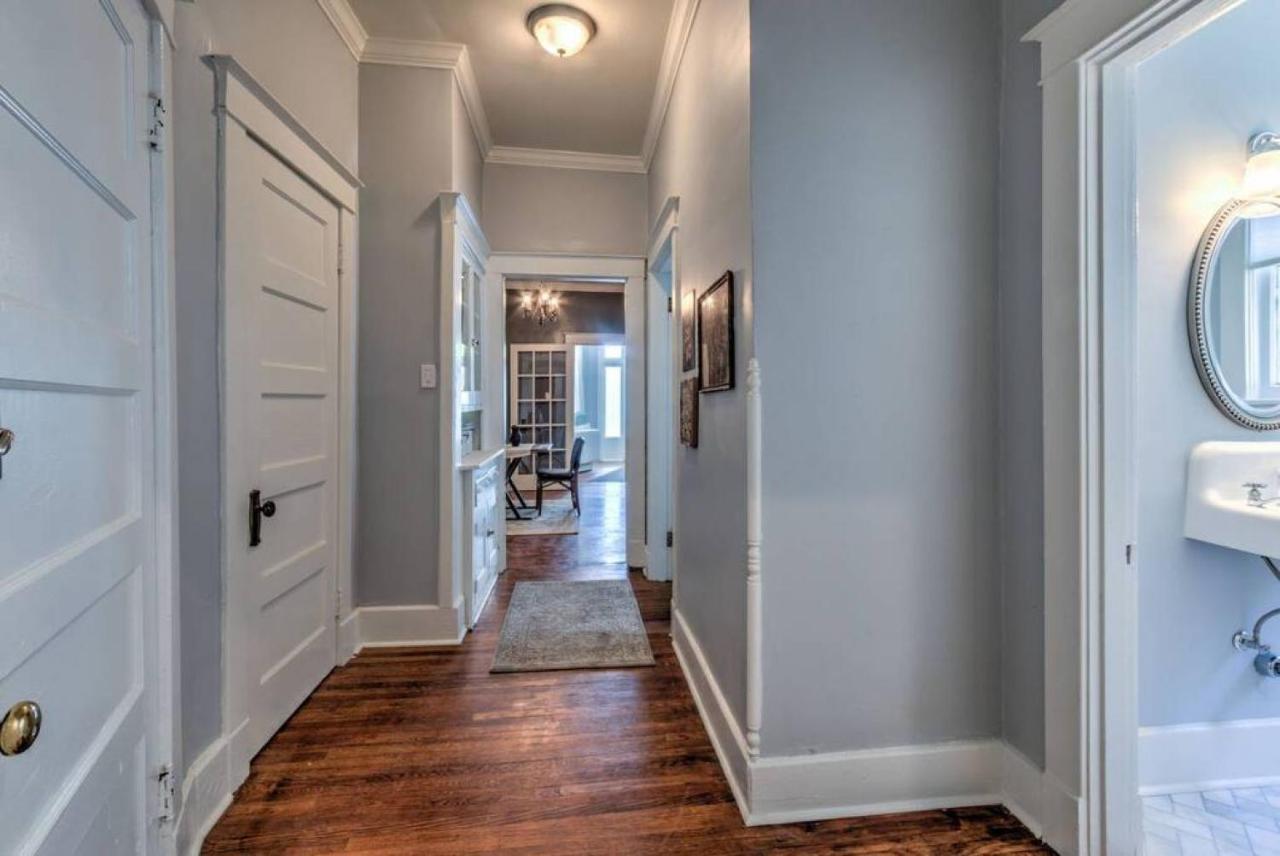 Elegant Colonial With Lovely Details And Character Μέμφις Εξωτερικό φωτογραφία